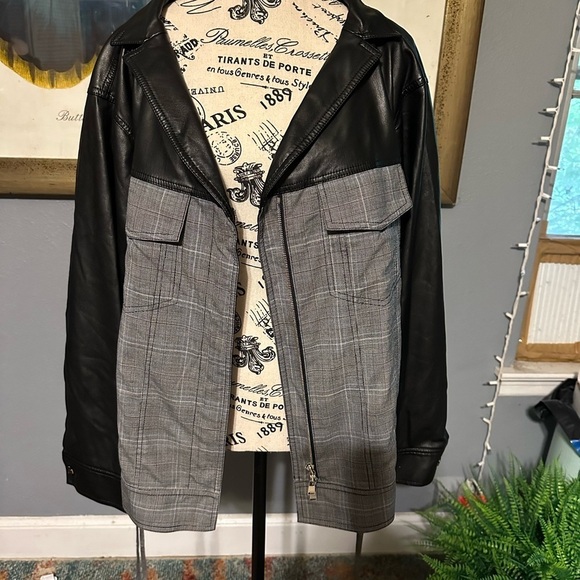 Adeam size medium Glen check and leather jacket blazer. No callouts - Picture 8 of 10